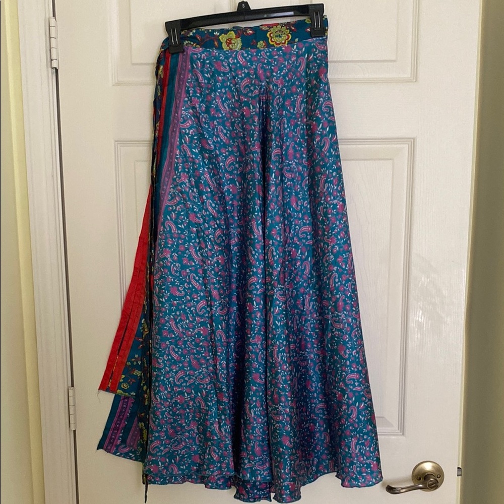 Reversible silk skirt